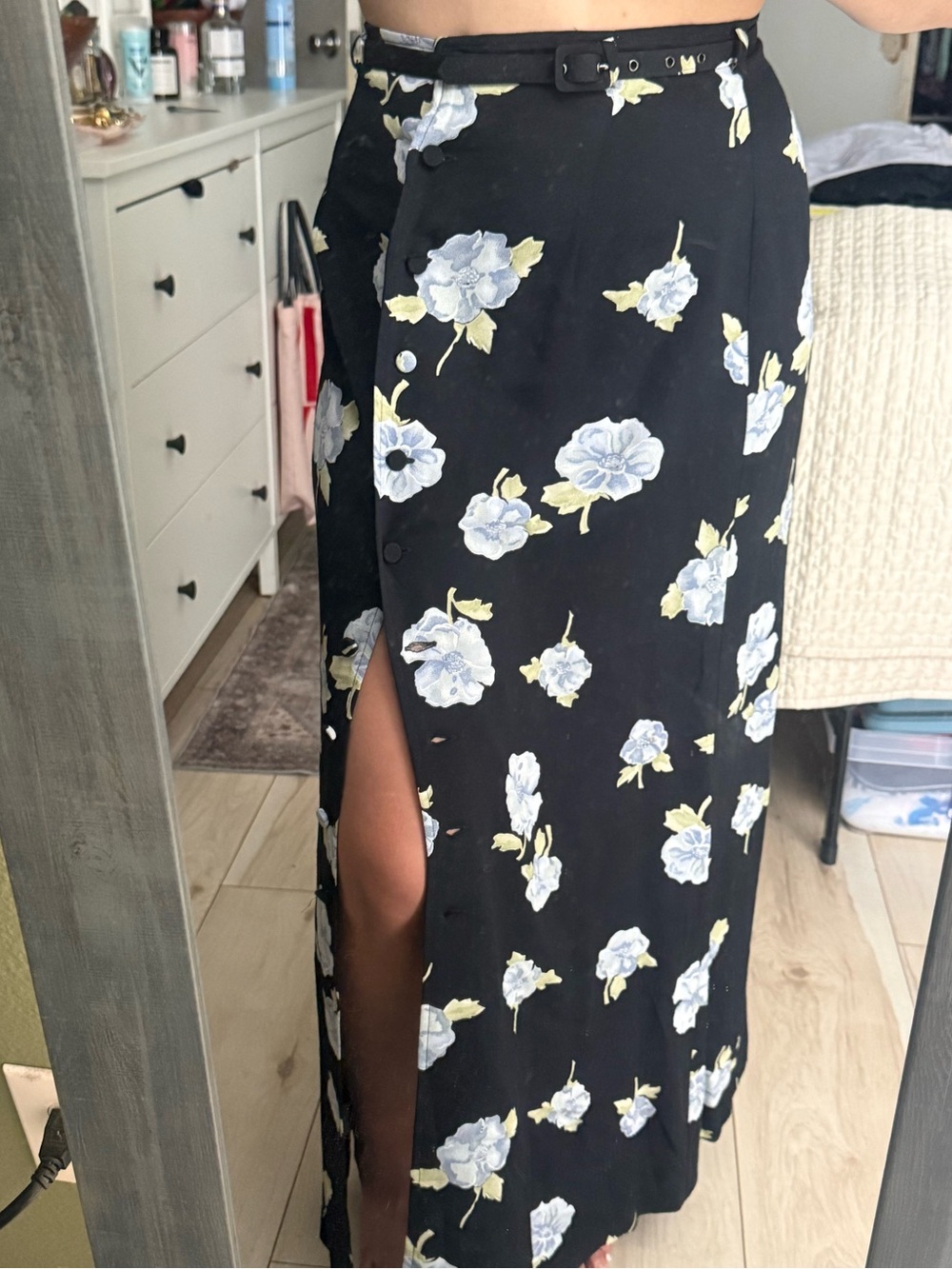 Ann Taylor Black Button Maxi Floral Skirt with matching belt
